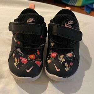 Nike Kids Black Floral Sneakers with Pink Accents